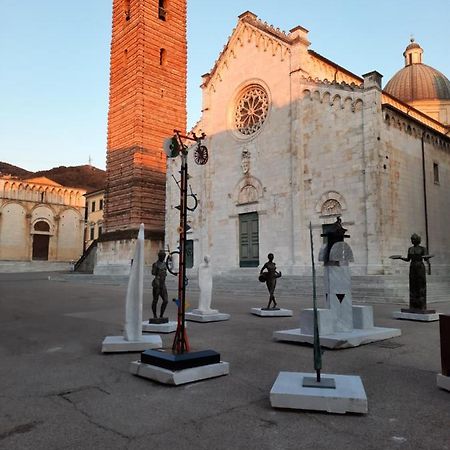 Art Hotel Pietrasanta Buitenkant foto