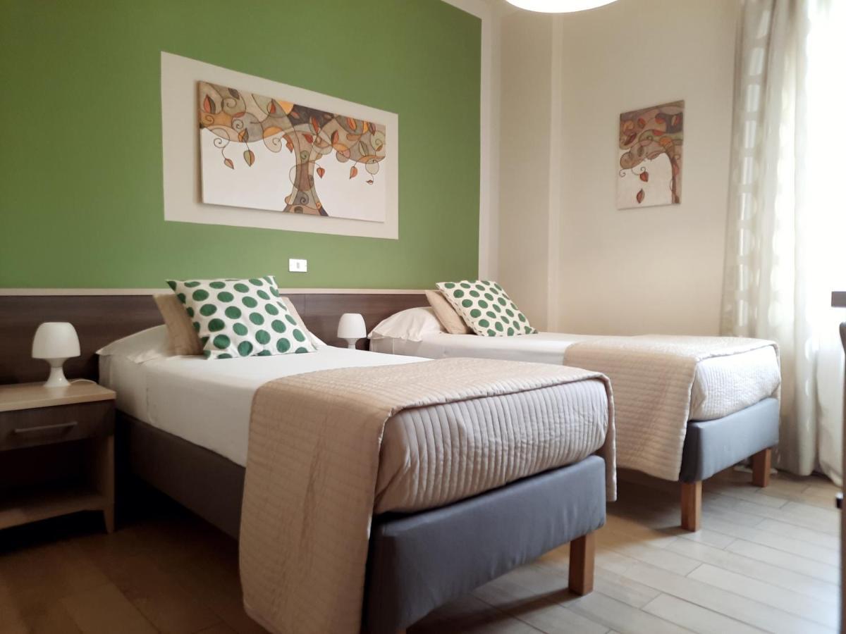 Art Hotel Pietrasanta Buitenkant foto